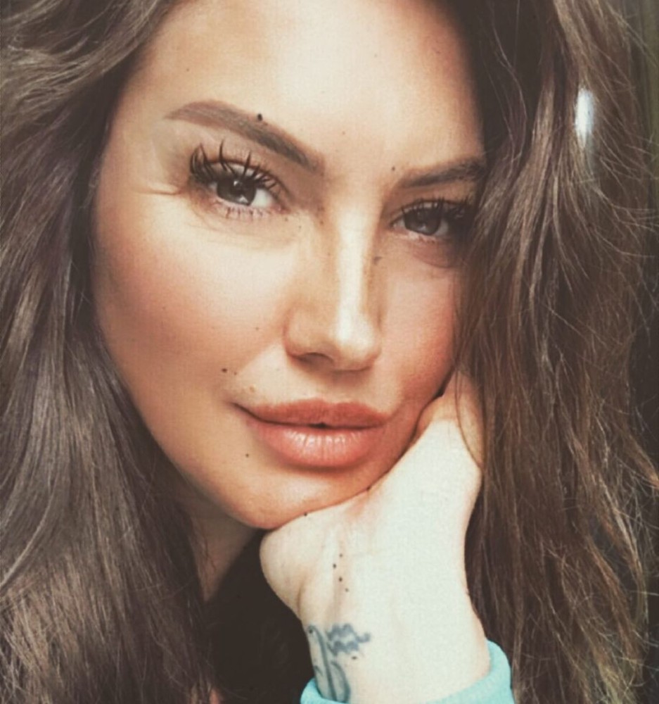 pelin elitez kimdir nerelidir kac yasindadir